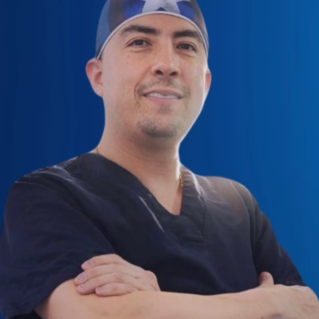 Candidata para mamoplastia de aumento en Bogotá - criterios post-lactancia evaluación Dr. Hermes Gamba