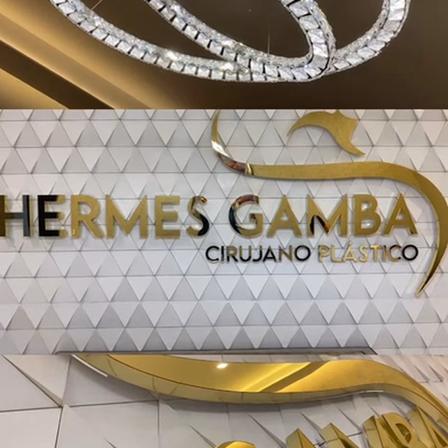 Interior del consultorio del Dr. Hermes Gamba en Usaquén, Bogotá